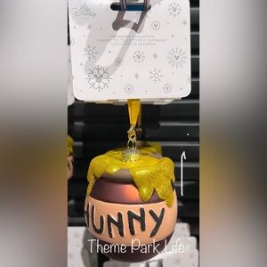 2025 Disney Parks Winnie The Pooh Hunny Pot Glitter Glass Ornament NEW